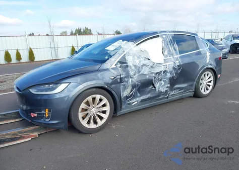 2018 Tesla Model X from USA, damaged, VIN 5YJXCBE28JF091047